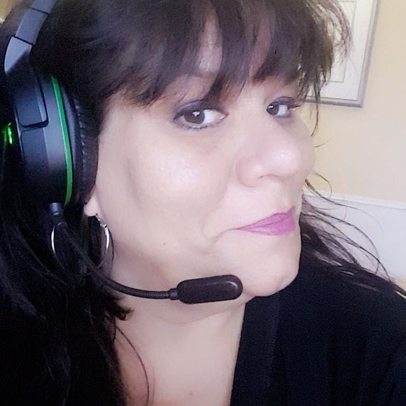 Meet your Posher, Nahanni - Picture 1 of 1